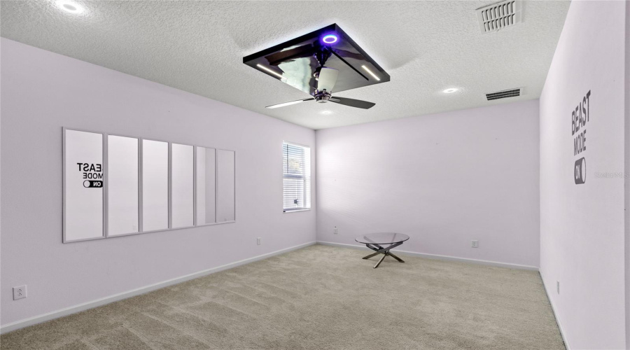 DAVENPORT, Florida 33837, 4 Bedrooms Bedrooms, ,3 BathroomsBathrooms,Residential,For Sale,HENDON,0,MFRO6348235