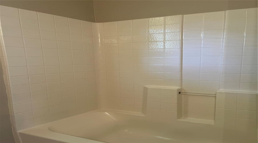 Tub in Guest Bathroom