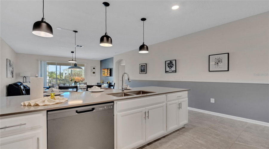 DAVENPORT, Florida 33896, 3 Bedrooms Bedrooms, ,2 BathroomsBathrooms,Residential,For Sale,CABOT CLIFFS,0,MFRS5135902