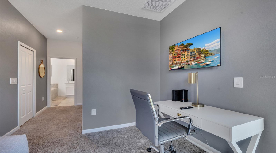 DAVENPORT, Florida 33896, 3 Bedrooms Bedrooms, ,2 BathroomsBathrooms,Residential,For Sale,CABOT CLIFFS,0,MFRS5135902