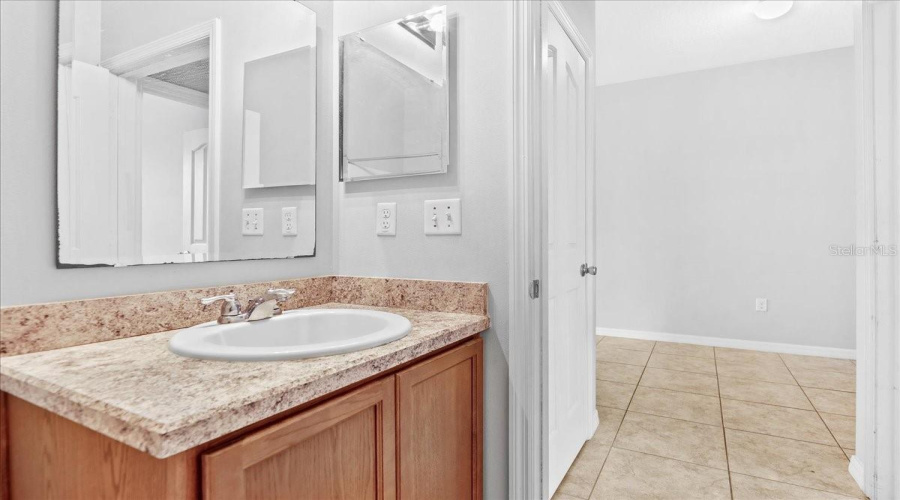 KISSIMMEE, Florida 34746, 5 Bedrooms Bedrooms, ,4 BathroomsBathrooms,Residential,For Sale,ANGLER,0,MFRO6349376