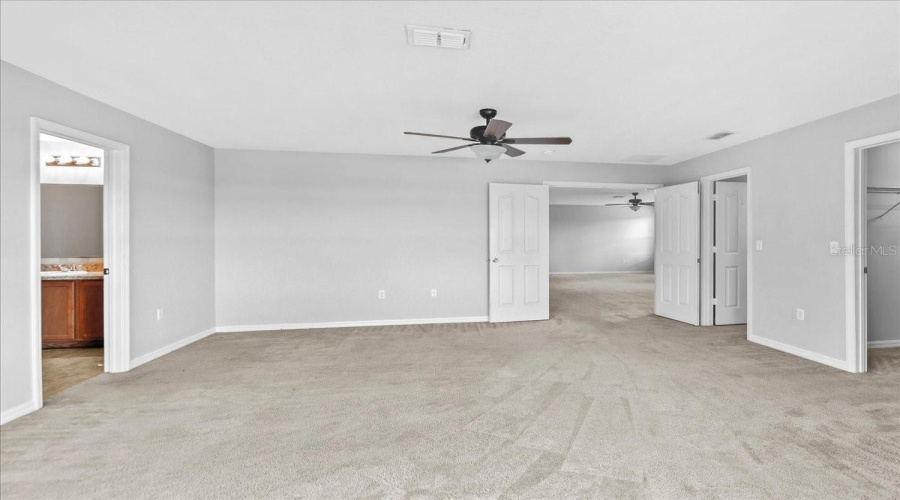 KISSIMMEE, Florida 34746, 5 Bedrooms Bedrooms, ,4 BathroomsBathrooms,Residential,For Sale,ANGLER,0,MFRO6349376