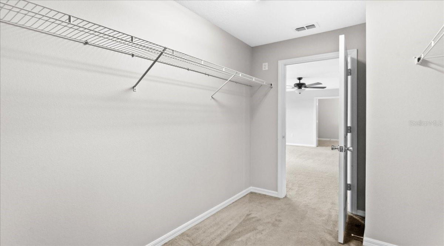 KISSIMMEE, Florida 34746, 5 Bedrooms Bedrooms, ,4 BathroomsBathrooms,Residential,For Sale,ANGLER,0,MFRO6349376