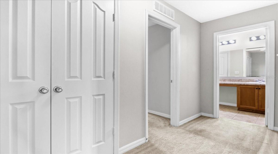 KISSIMMEE, Florida 34746, 5 Bedrooms Bedrooms, ,4 BathroomsBathrooms,Residential,For Sale,ANGLER,0,MFRO6349376