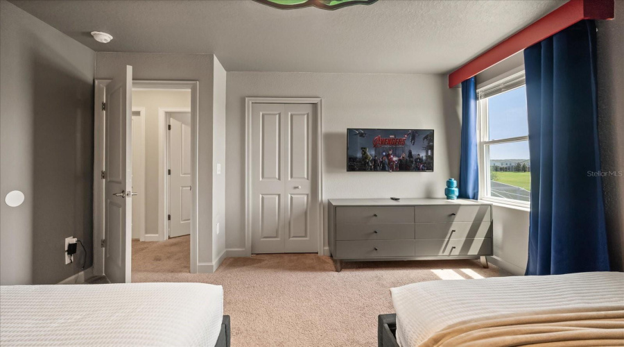 DAVENPORT, Florida 33896, 9 Bedrooms Bedrooms, ,5 BathroomsBathrooms,Residential,For Sale,PEBBLE BEACH,0,MFRS5135888