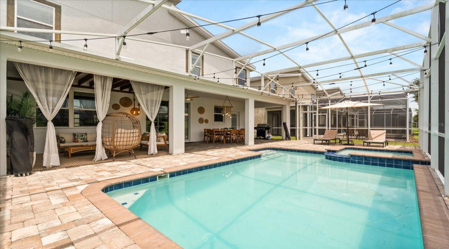 DAVENPORT, Florida 33896, 9 Bedrooms Bedrooms, ,5 BathroomsBathrooms,Residential,For Sale,PEBBLE BEACH,0,MFRS5135888
