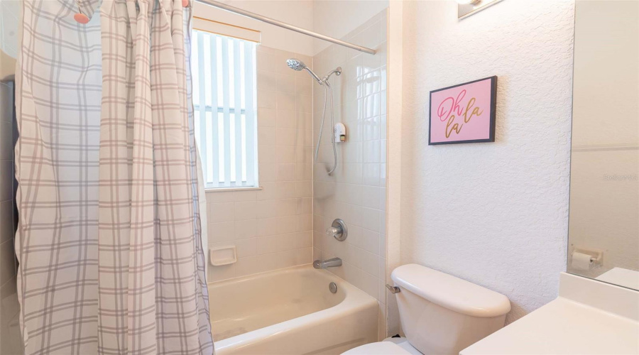DAVENPORT, Florida 33897, 4 Bedrooms Bedrooms, ,2 BathroomsBathrooms,Residential,For Sale,HAMPTON,0,MFRO6349597