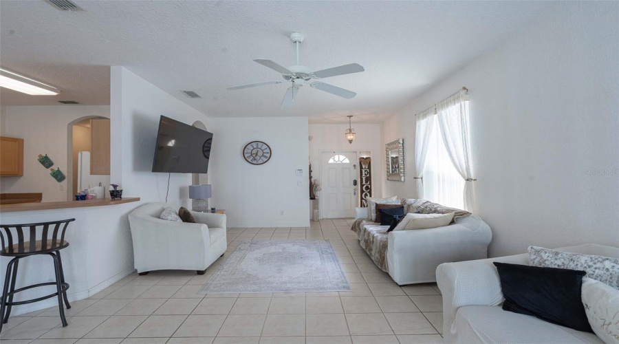 DAVENPORT, Florida 33897, 4 Bedrooms Bedrooms, ,2 BathroomsBathrooms,Residential,For Sale,HAMPTON,0,MFRO6349597