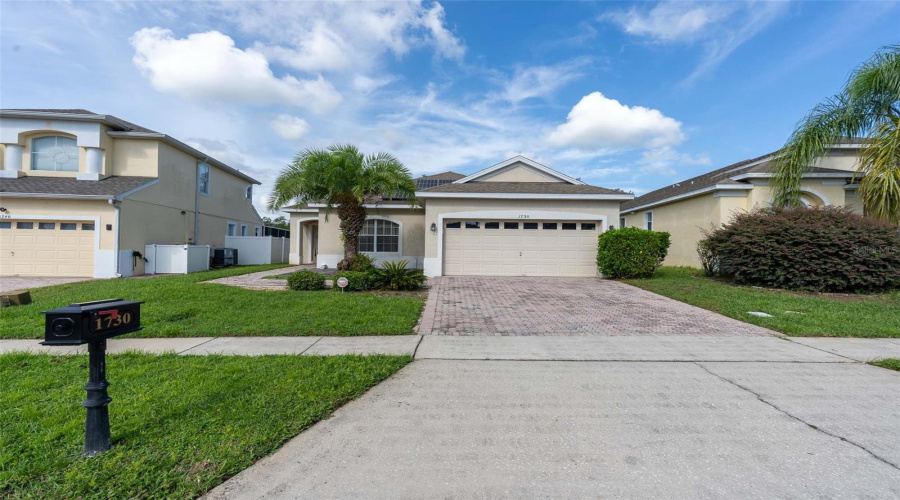 DAVENPORT, Florida 33897, 4 Bedrooms Bedrooms, ,2 BathroomsBathrooms,Residential,For Sale,HAMPTON,0,MFRO6349597