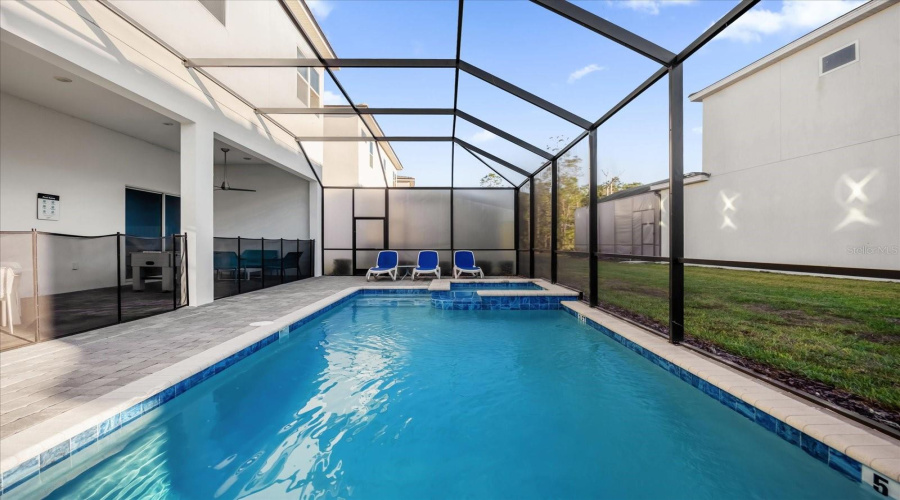 DAVENPORT, Florida 33837, 6 Bedrooms Bedrooms, ,4 BathroomsBathrooms,Residential,For Sale,PINE OAK,0,MFRS5118930