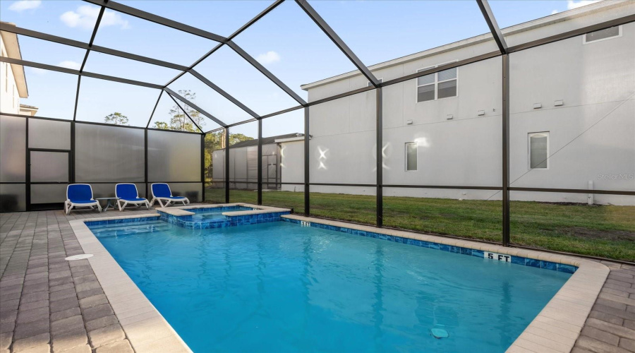 DAVENPORT, Florida 33837, 6 Bedrooms Bedrooms, ,4 BathroomsBathrooms,Residential,For Sale,PINE OAK,0,MFRS5118930