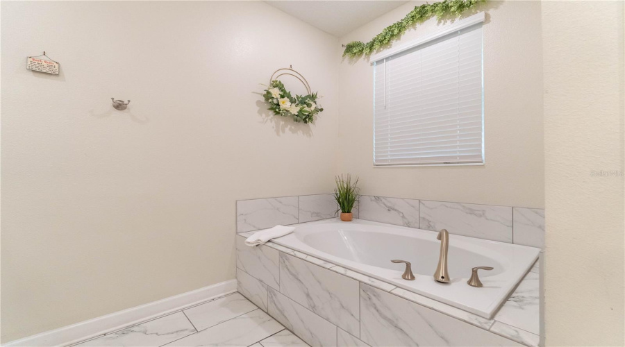 KISSIMMEE, Florida 34746, 9 Bedrooms Bedrooms, ,5 BathroomsBathrooms,Residential,For Sale,NARRATIVE,0,MFRO6219001