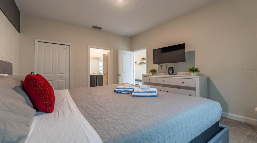 KISSIMMEE, Florida 34746, 9 Bedrooms Bedrooms, ,5 BathroomsBathrooms,Residential,For Sale,NARRATIVE,0,MFRO6219001