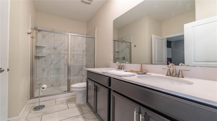 KISSIMMEE, Florida 34746, 9 Bedrooms Bedrooms, ,5 BathroomsBathrooms,Residential,For Sale,NARRATIVE,0,MFRO6219001