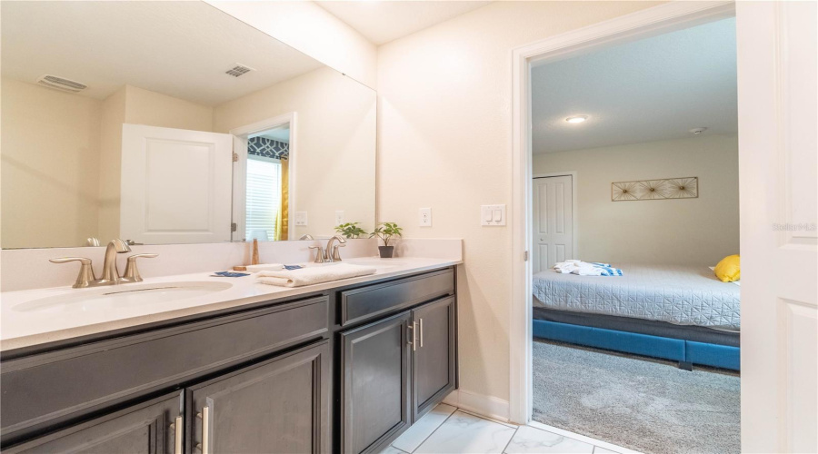 KISSIMMEE, Florida 34746, 9 Bedrooms Bedrooms, ,5 BathroomsBathrooms,Residential,For Sale,NARRATIVE,0,MFRO6219001