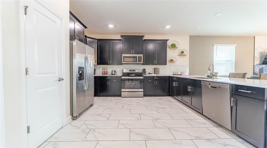KISSIMMEE, Florida 34746, 9 Bedrooms Bedrooms, ,5 BathroomsBathrooms,Residential,For Sale,NARRATIVE,0,MFRO6219001