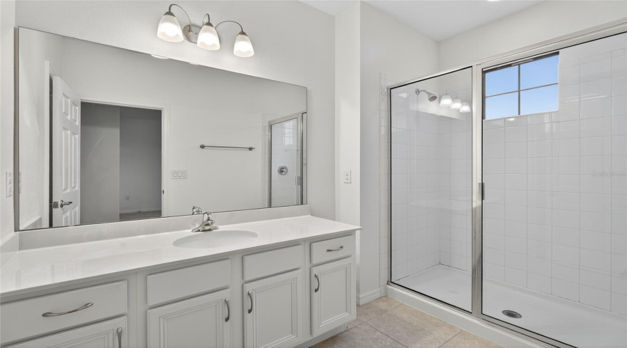 Bathroom to bedroom 1