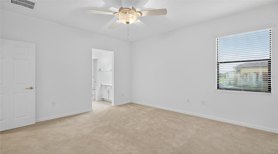 Upstairs bedroom 5 with adjoining shared bathroom