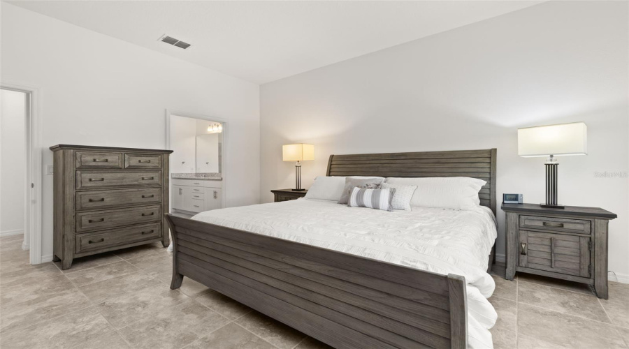 KISSIMMEE, Florida 34747, 2 Bedrooms Bedrooms, ,2 BathroomsBathrooms,Residential,For Sale,FLORA PASS,0,MFRTB8392113