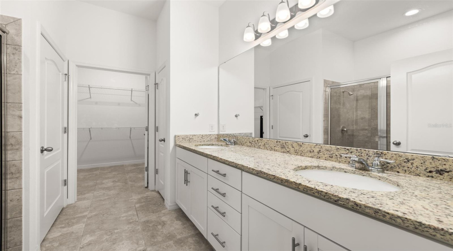 KISSIMMEE, Florida 34747, 2 Bedrooms Bedrooms, ,2 BathroomsBathrooms,Residential,For Sale,FLORA PASS,0,MFRTB8392113