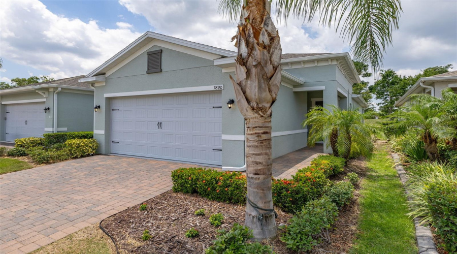 KISSIMMEE, Florida 34747, 2 Bedrooms Bedrooms, ,2 BathroomsBathrooms,Residential,For Sale,FLORA PASS,0,MFRTB8392113
