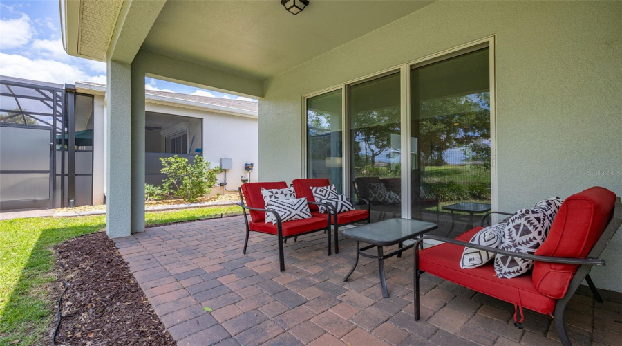 KISSIMMEE, Florida 34747, 2 Bedrooms Bedrooms, ,2 BathroomsBathrooms,Residential,For Sale,FLORA PASS,0,MFRTB8392113