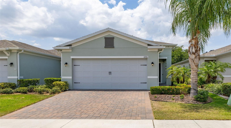 KISSIMMEE, Florida 34747, 2 Bedrooms Bedrooms, ,2 BathroomsBathrooms,Residential,For Sale,FLORA PASS,0,MFRTB8392113