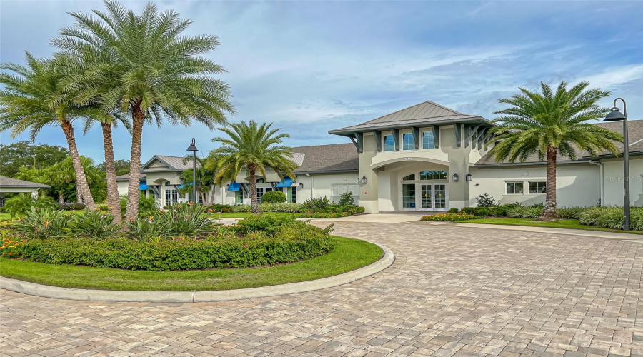 KISSIMMEE, Florida 34747, 2 Bedrooms Bedrooms, ,2 BathroomsBathrooms,Residential,For Sale,FLORA PASS,0,MFRTB8392113