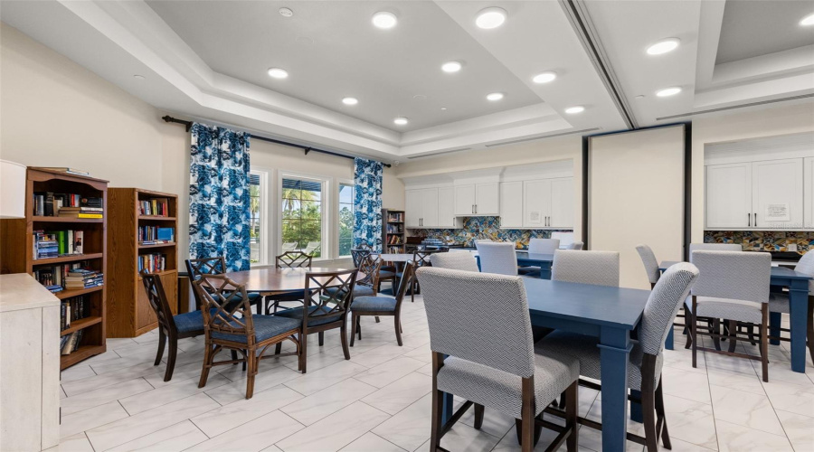 KISSIMMEE, Florida 34747, 2 Bedrooms Bedrooms, ,2 BathroomsBathrooms,Residential,For Sale,FLORA PASS,0,MFRTB8392113