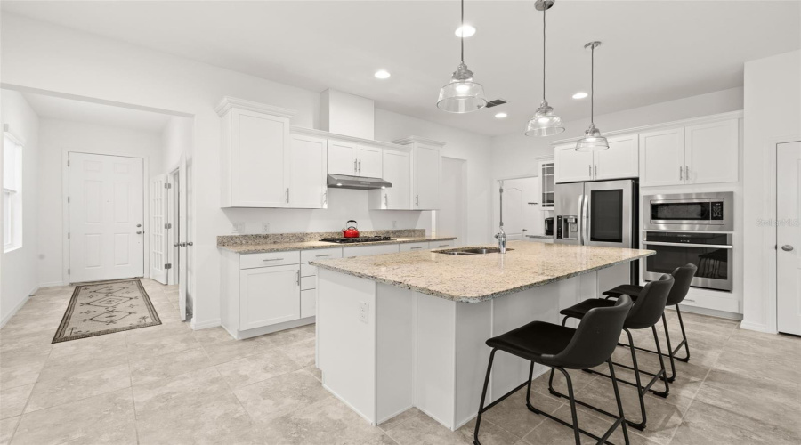 KISSIMMEE, Florida 34747, 2 Bedrooms Bedrooms, ,2 BathroomsBathrooms,Residential,For Sale,FLORA PASS,0,MFRTB8392113