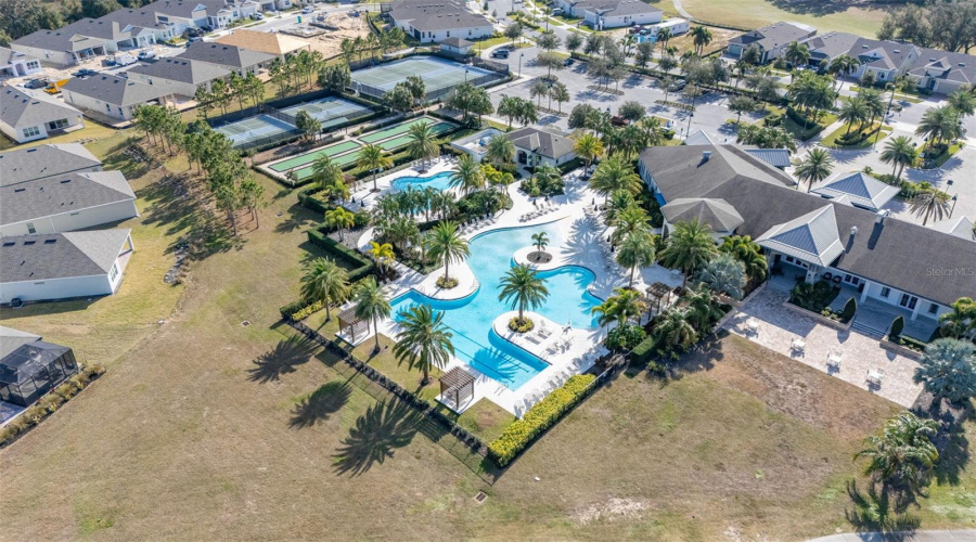 KISSIMMEE, Florida 34747, 2 Bedrooms Bedrooms, ,2 BathroomsBathrooms,Residential,For Sale,FLORA PASS,0,MFRTB8392113
