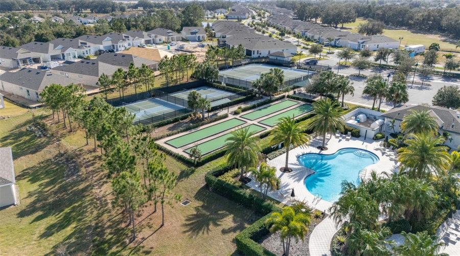 KISSIMMEE, Florida 34747, 2 Bedrooms Bedrooms, ,2 BathroomsBathrooms,Residential,For Sale,FLORA PASS,0,MFRTB8392113