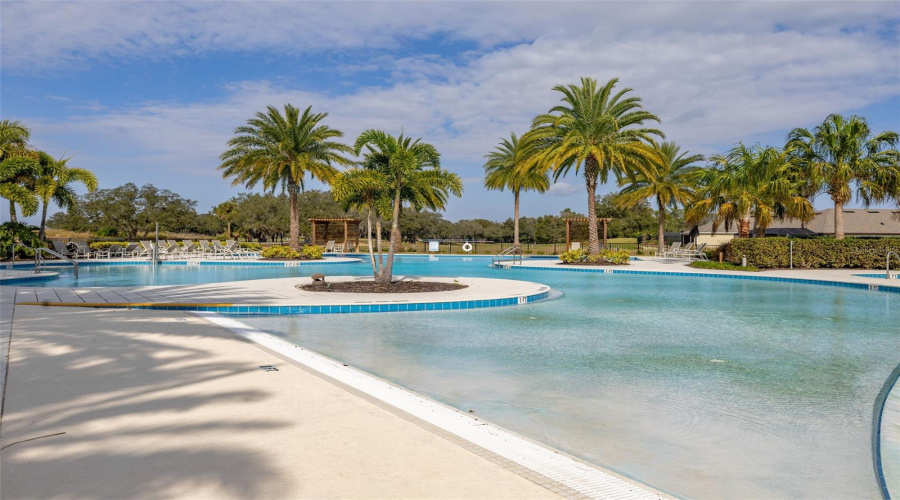 KISSIMMEE, Florida 34747, 2 Bedrooms Bedrooms, ,2 BathroomsBathrooms,Residential,For Sale,FLORA PASS,0,MFRTB8392113