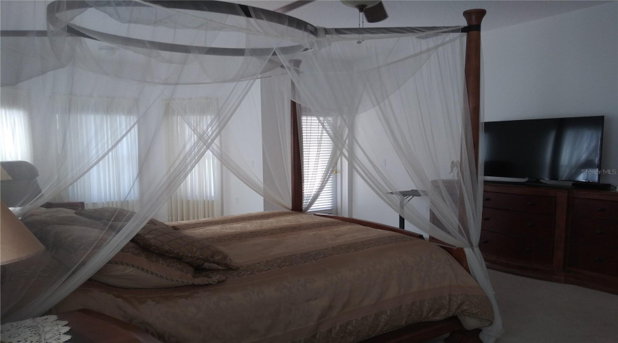 KISSIMMEE, Florida 34746, 4 Bedrooms Bedrooms, ,3 BathroomsBathrooms,Residential,For Sale,BOAT COVE,0,MFRS5135665