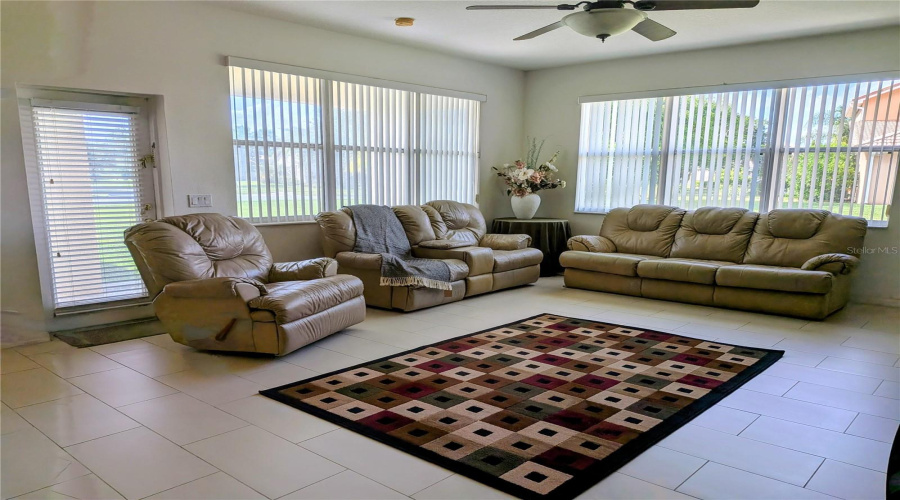 KISSIMMEE, Florida 34746, 4 Bedrooms Bedrooms, ,3 BathroomsBathrooms,Residential,For Sale,BOAT COVE,0,MFRS5135665