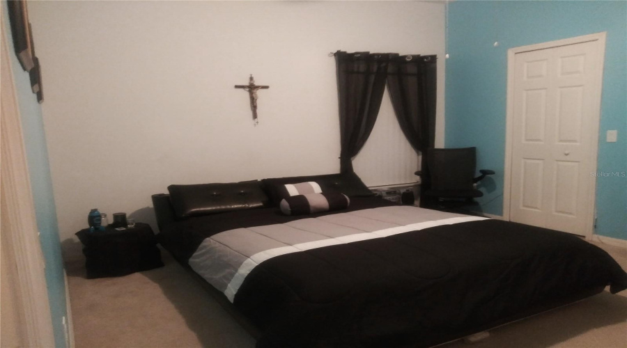 KISSIMMEE, Florida 34746, 4 Bedrooms Bedrooms, ,3 BathroomsBathrooms,Residential,For Sale,BOAT COVE,0,MFRS5135665
