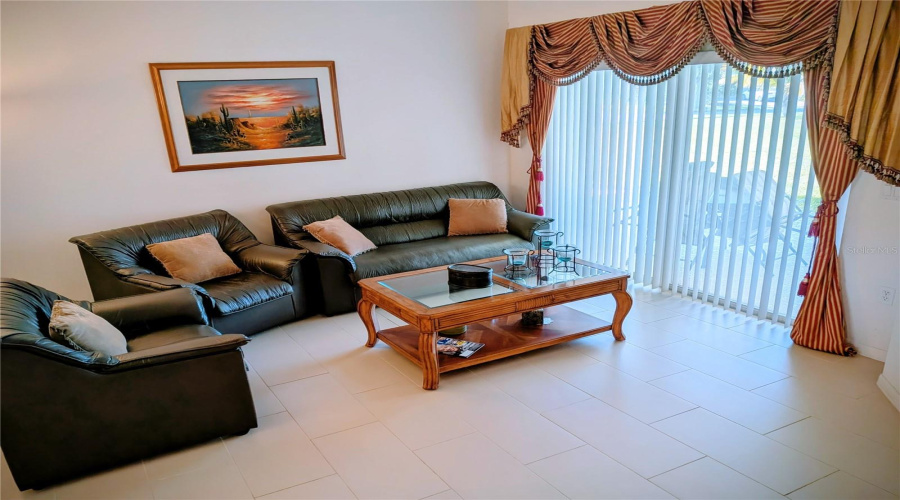 KISSIMMEE, Florida 34746, 4 Bedrooms Bedrooms, ,3 BathroomsBathrooms,Residential,For Sale,BOAT COVE,0,MFRS5135665