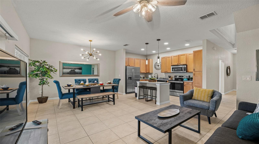 KISSIMMEE, Florida 34746, 4 Bedrooms Bedrooms, ,2 BathroomsBathrooms,Residential,For Sale,CARAVELLE,0,MFRO6348572