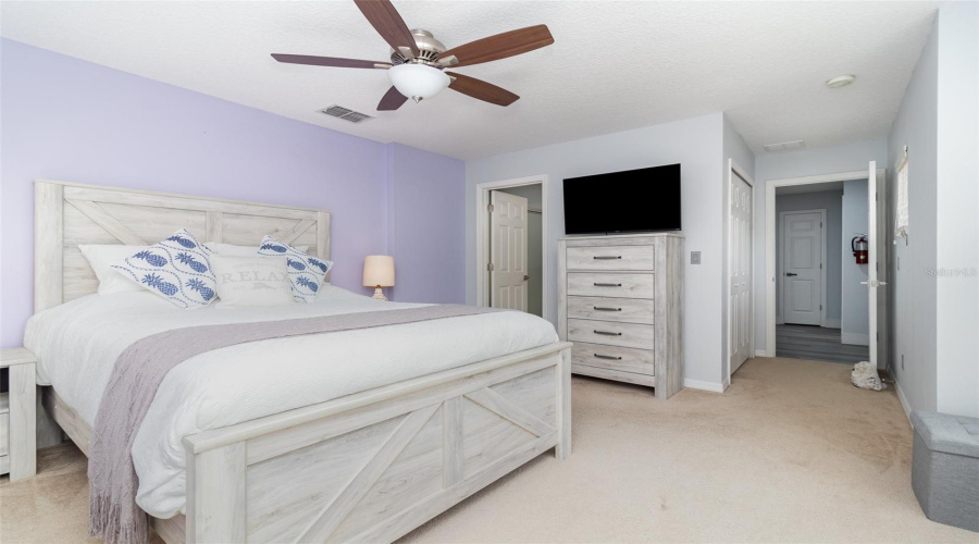 DAVENPORT, Florida 33837, 6 Bedrooms Bedrooms, ,5 BathroomsBathrooms,Residential,For Sale,ORANGE COSMOS,0,MFRO6348936