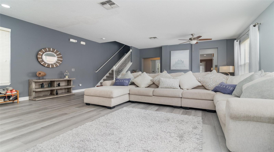 DAVENPORT, Florida 33837, 6 Bedrooms Bedrooms, ,5 BathroomsBathrooms,Residential,For Sale,ORANGE COSMOS,0,MFRO6348936