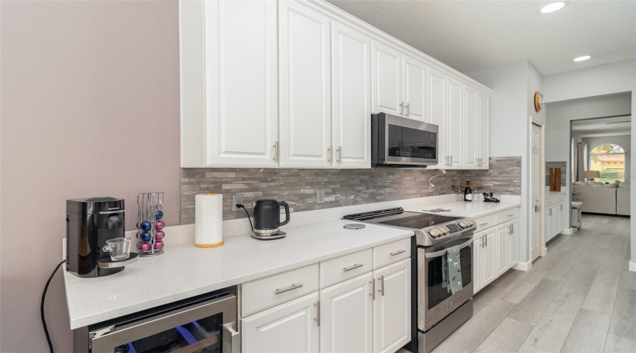 DAVENPORT, Florida 33837, 6 Bedrooms Bedrooms, ,5 BathroomsBathrooms,Residential,For Sale,ORANGE COSMOS,0,MFRO6348936
