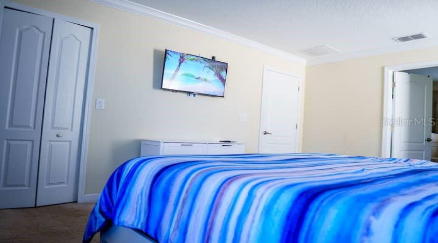 DAVENPORT, Florida 33896, 5 Bedrooms Bedrooms, ,4 BathroomsBathrooms,Residential,For Sale,MOON VALLEY,0,MFRO6349433