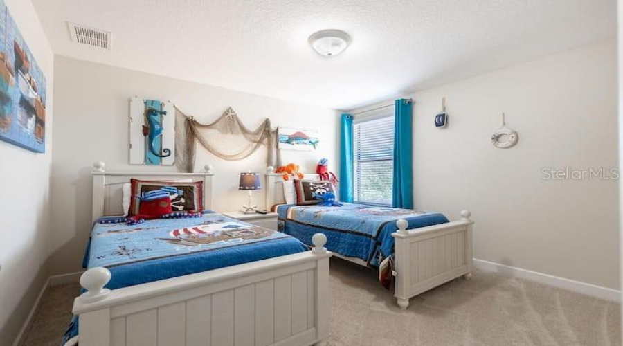 DAVENPORT, Florida 33896, 5 Bedrooms Bedrooms, ,4 BathroomsBathrooms,Residential,For Sale,MOON VALLEY,0,MFRO6349433
