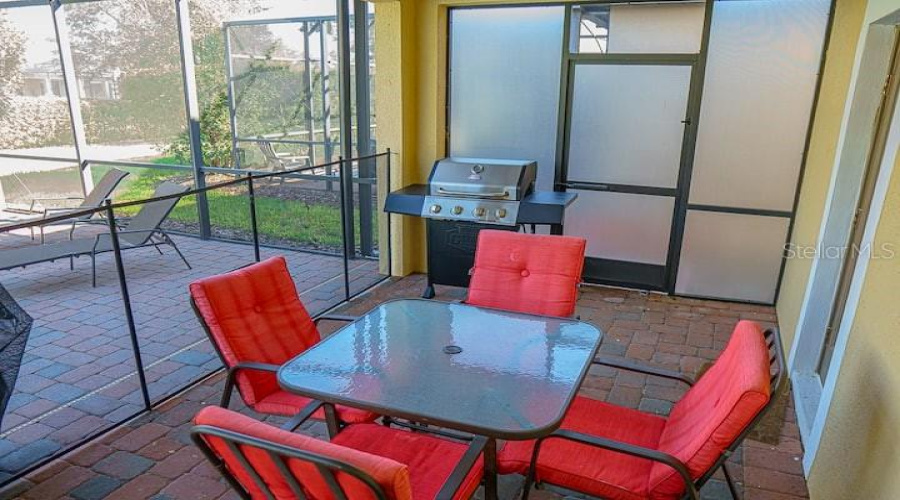 DAVENPORT, Florida 33896, 5 Bedrooms Bedrooms, ,4 BathroomsBathrooms,Residential,For Sale,MOON VALLEY,0,MFRO6349433