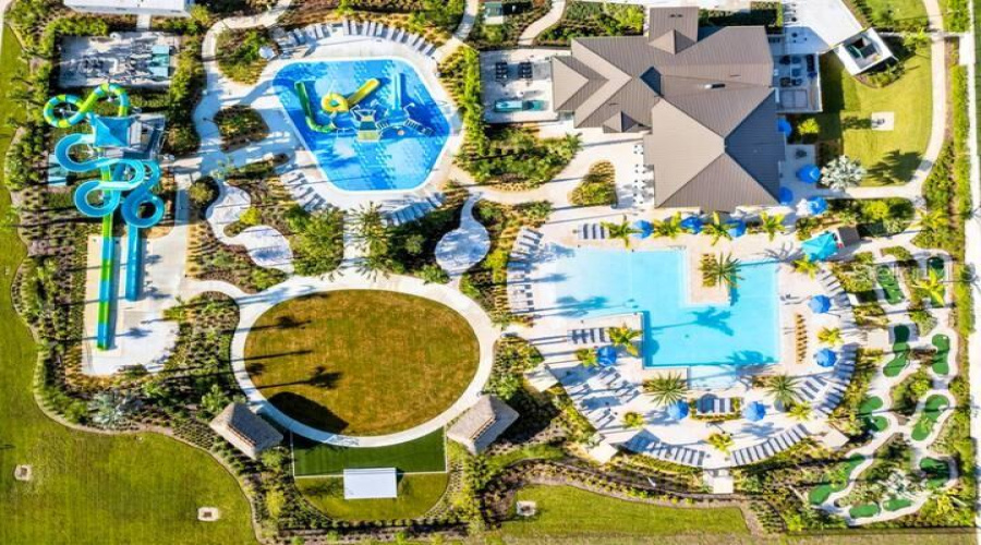 DAVENPORT, Florida 33896, 5 Bedrooms Bedrooms, ,4 BathroomsBathrooms,Residential,For Sale,MOON VALLEY,0,MFRO6349433