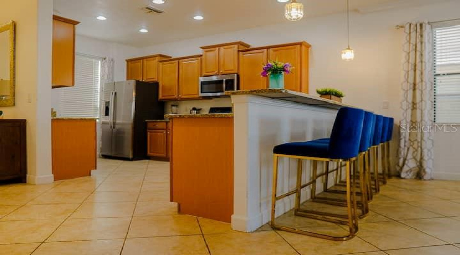 DAVENPORT, Florida 33896, 5 Bedrooms Bedrooms, ,4 BathroomsBathrooms,Residential,For Sale,MOON VALLEY,0,MFRO6349433