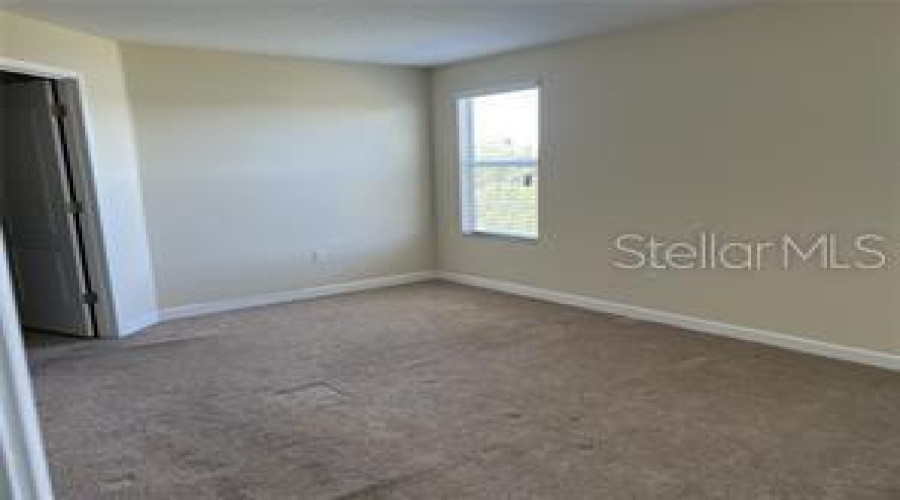 DAVENPORT, Florida 33837, 4 Bedrooms Bedrooms, ,2 BathroomsBathrooms,Residential,For Sale,LAKE SIDE AVENUE,0,MFRS5135894