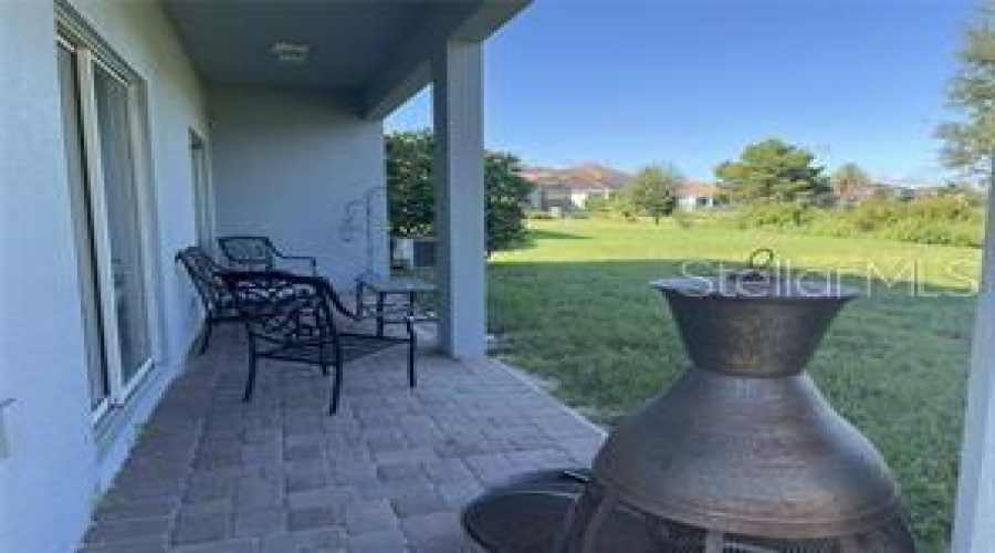 DAVENPORT, Florida 33837, 4 Bedrooms Bedrooms, ,2 BathroomsBathrooms,Residential,For Sale,LAKE SIDE AVENUE,0,MFRS5135894