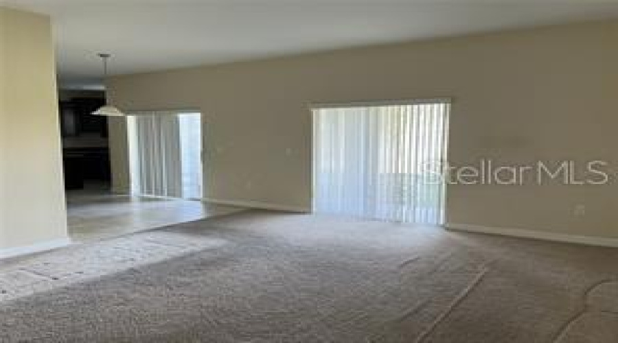 DAVENPORT, Florida 33837, 4 Bedrooms Bedrooms, ,2 BathroomsBathrooms,Residential,For Sale,LAKE SIDE AVENUE,0,MFRS5135894