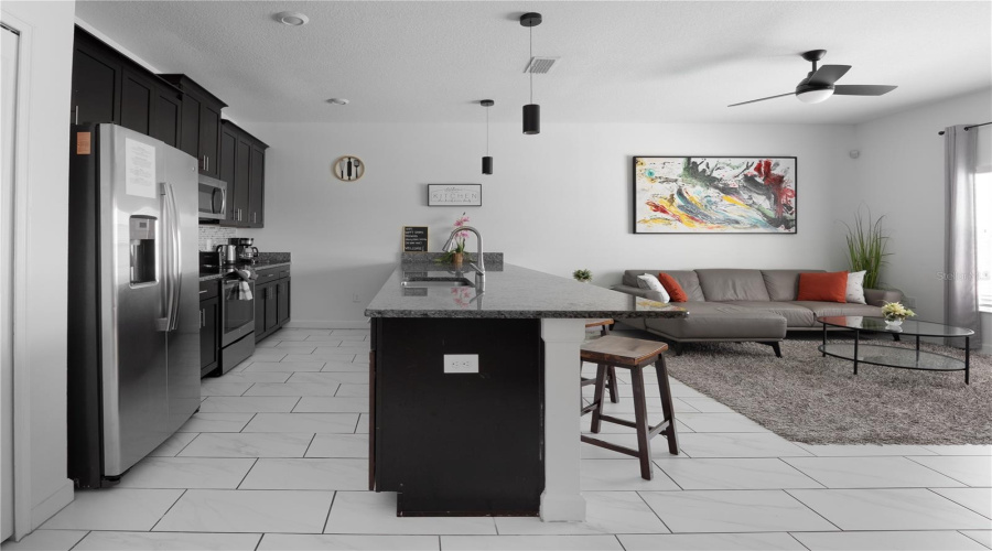 KISSIMMEE, Florida 34746, 4 Bedrooms Bedrooms, ,3 BathroomsBathrooms,Residential,For Sale,PEQUOD,0,MFRO6349711